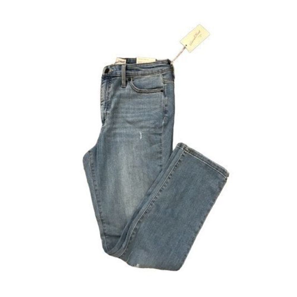 Universal Threads Women’s Jeans Size 6